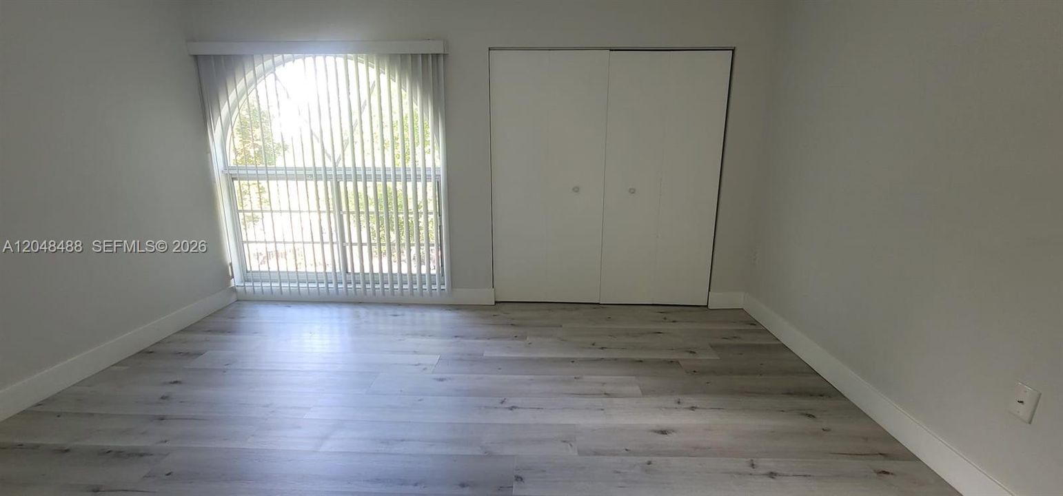 For Rent: $2,595 (3 beds, 2 baths, 1228 Square Feet)