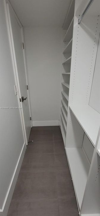 For Rent: $2,595 (3 beds, 2 baths, 1228 Square Feet)
