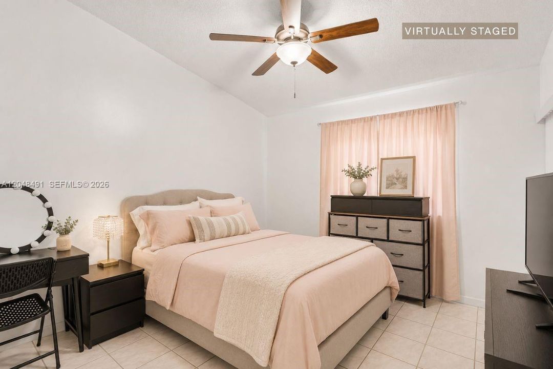 For Sale: $335,000 (2 beds, 2 baths, 1350 Square Feet)