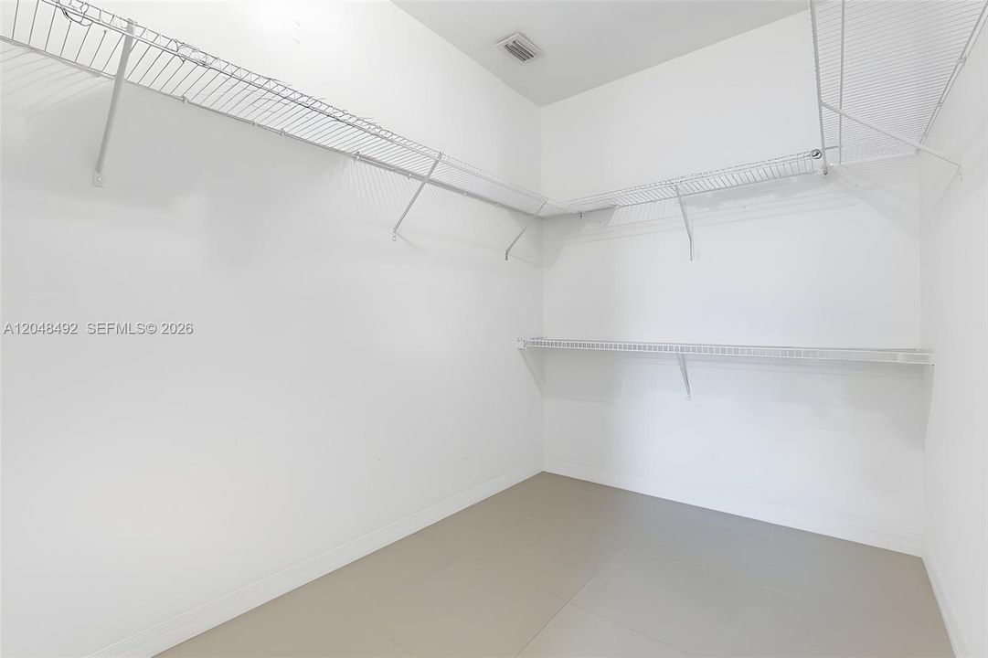 待售: $1,099,000 (3 贝兹, 2 浴室, 2130 平方英尺)