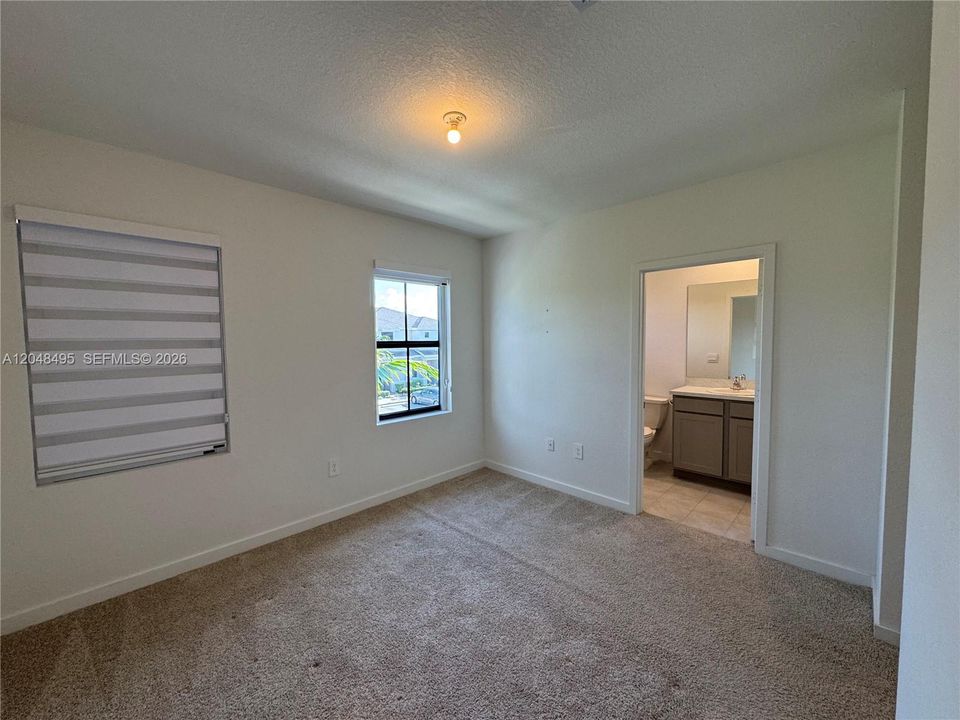 For Sale: $379,000 (3 beds, 2 baths, 1440 Square Feet)