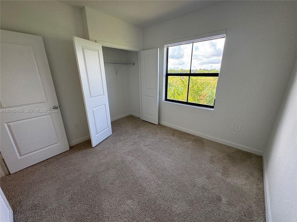 For Sale: $379,000 (3 beds, 2 baths, 1440 Square Feet)