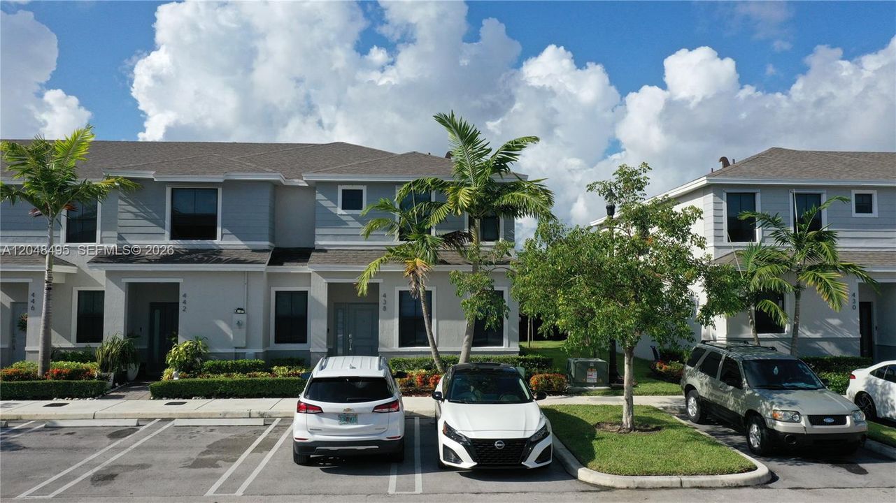 For Sale: $379,000 (3 beds, 2 baths, 1440 Square Feet)
