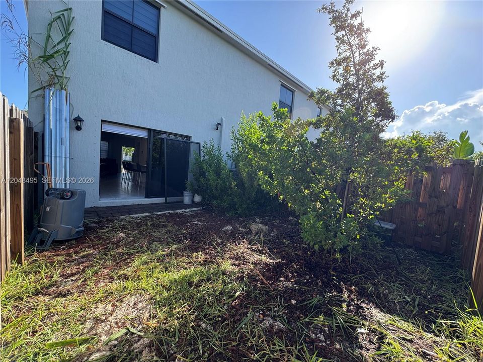 For Sale: $379,000 (3 beds, 2 baths, 1440 Square Feet)