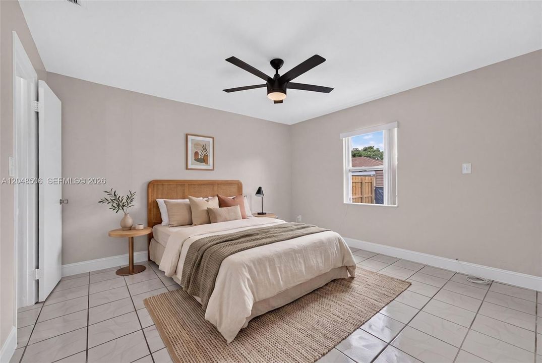 For Sale: $450,000 (2 beds, 2 baths, 1517 Square Feet)