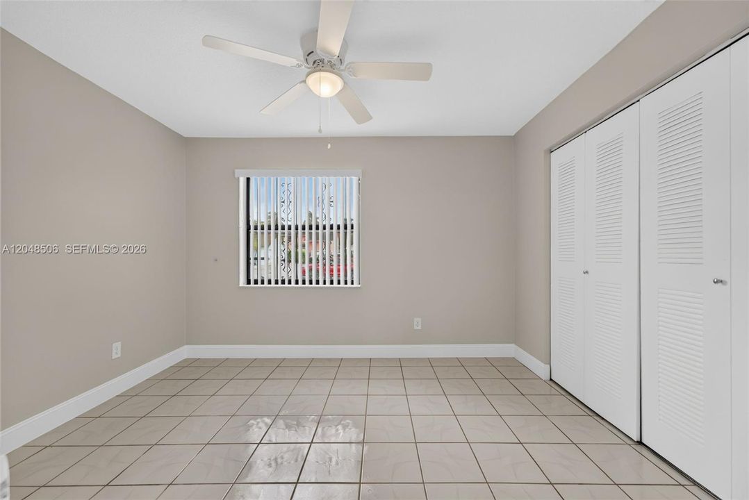 For Sale: $450,000 (2 beds, 2 baths, 1517 Square Feet)