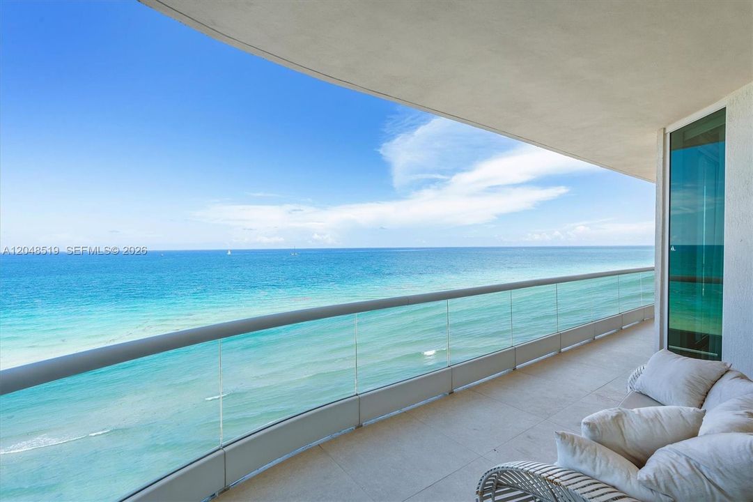 For Sale: $2,650,000 (2 beds, 2 baths, 2235 Square Feet)