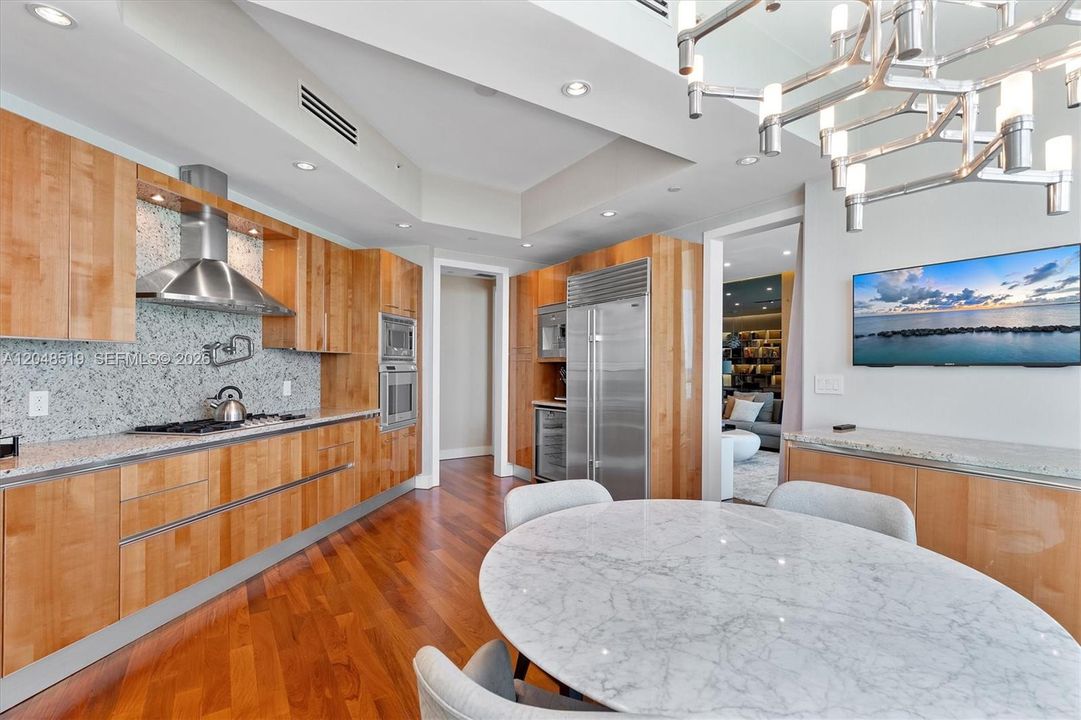 For Sale: $2,650,000 (2 beds, 2 baths, 2235 Square Feet)