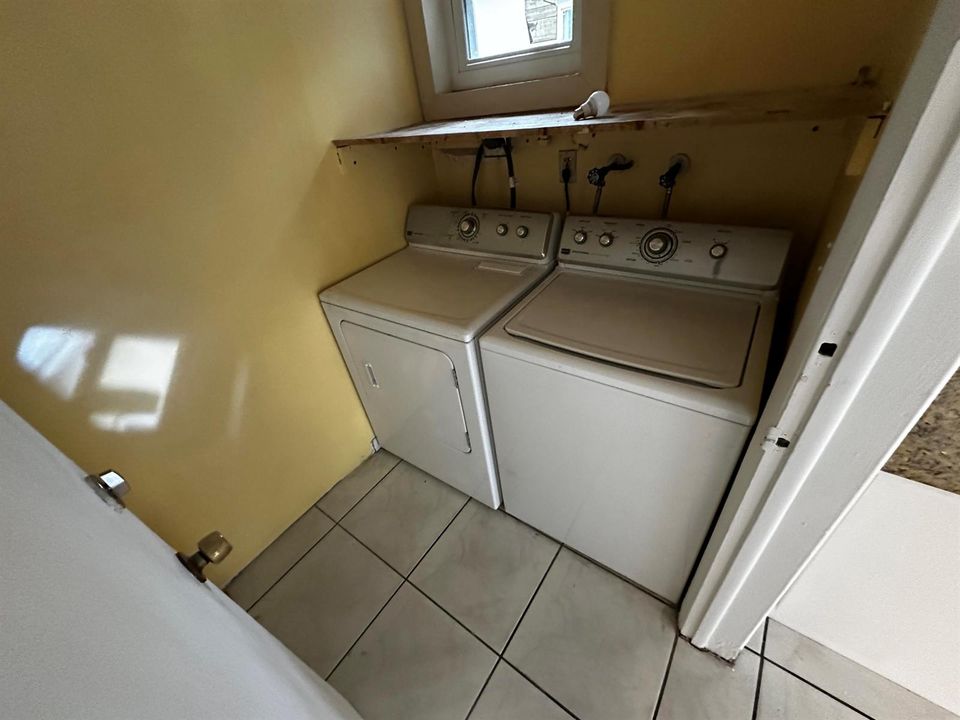 washer and dryer m