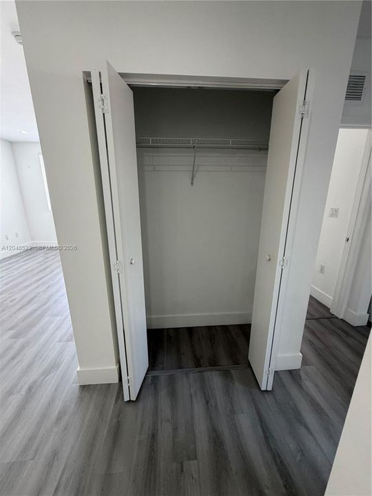 For Rent: $2,400 (2 beds, 2 baths, 865 Square Feet)