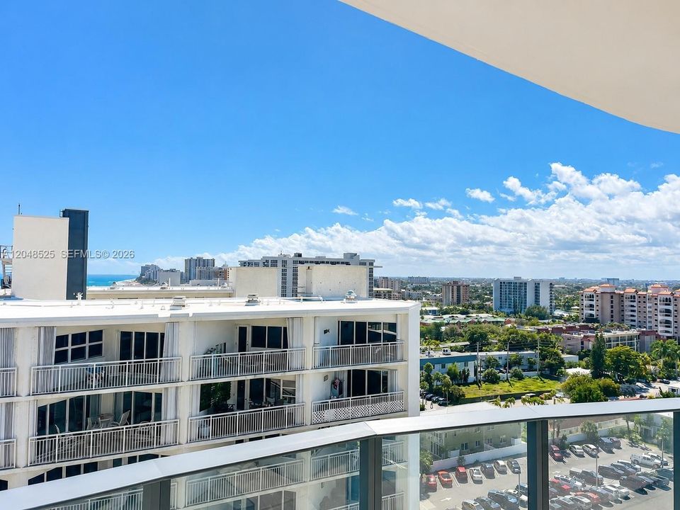 For Sale: $2,379,000 (3 beds, 3 baths, 1830 Square Feet)