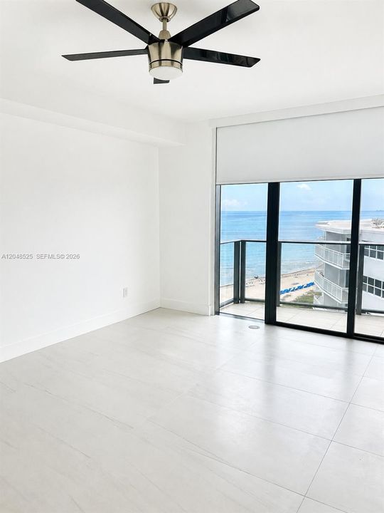 For Sale: $2,379,000 (3 beds, 3 baths, 1830 Square Feet)