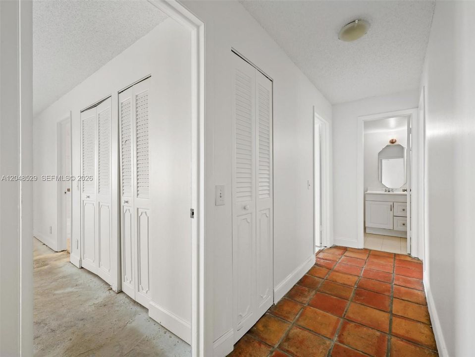 For Sale: $269,900 (3 beds, 2 baths, 1119 Square Feet)