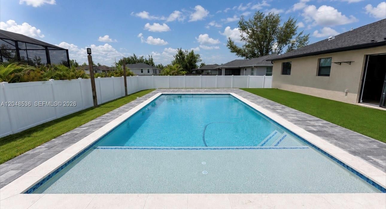 For Sale: $420,000 (4 beds, 2 baths, 1648 Square Feet)