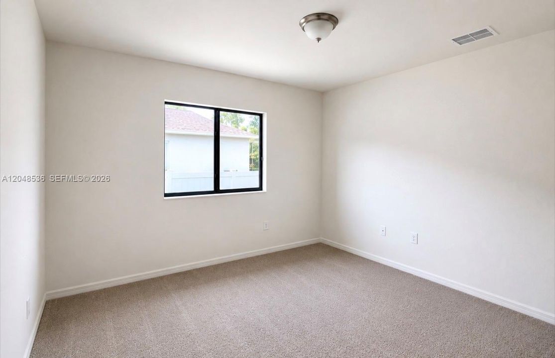 For Sale: $420,000 (4 beds, 2 baths, 1648 Square Feet)
