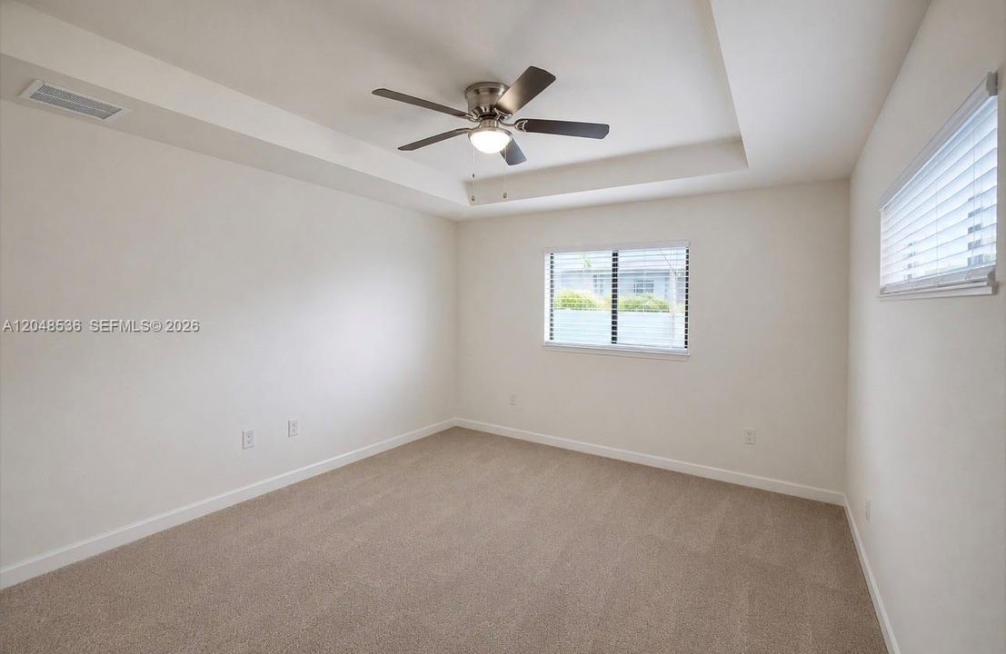 For Sale: $420,000 (4 beds, 2 baths, 1648 Square Feet)