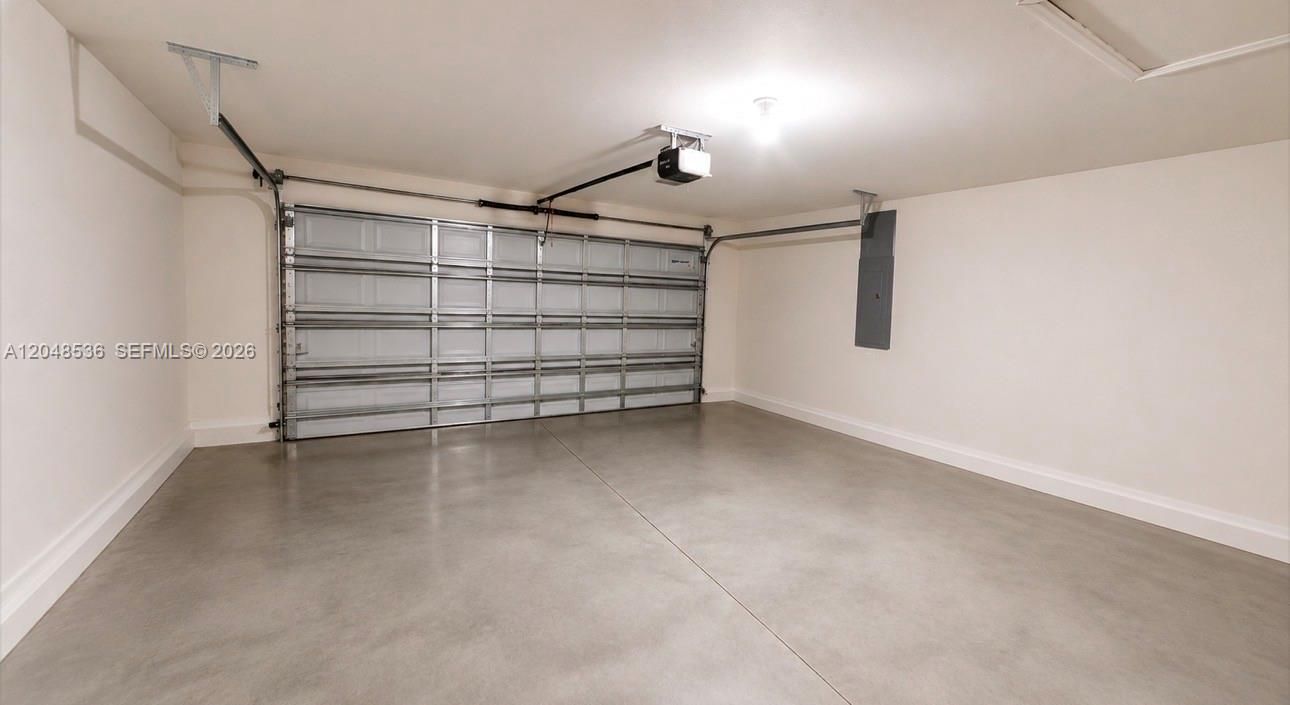 For Sale: $420,000 (4 beds, 2 baths, 1648 Square Feet)