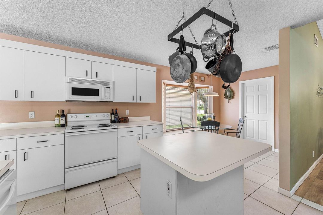 014-4824SouthLeeRoad-DelrayBeach-FL-3344