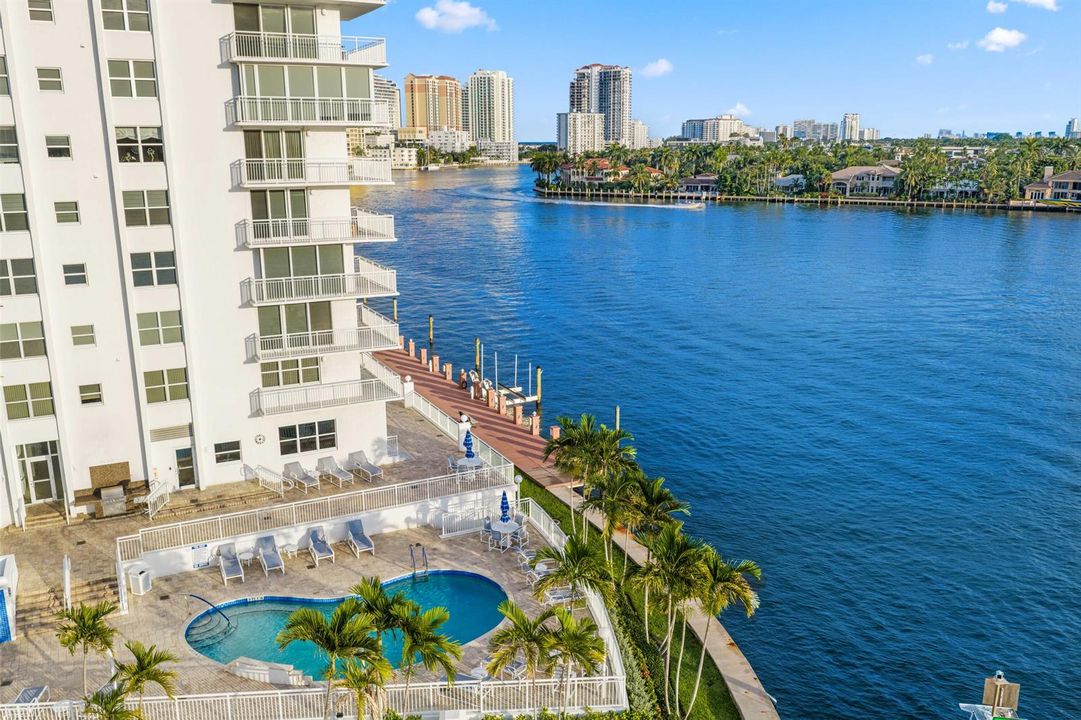 511 Bayshore Drive - 80