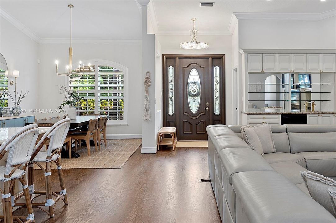 Recently Sold: $1,850,000 (5 beds, 4 baths, 3047 Square Feet)