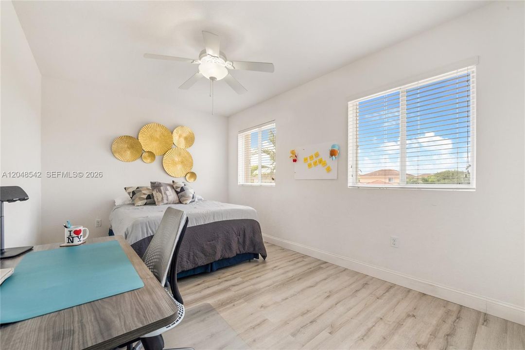 For Rent: $3,850 (4 beds, 2 baths, 2368 Square Feet)