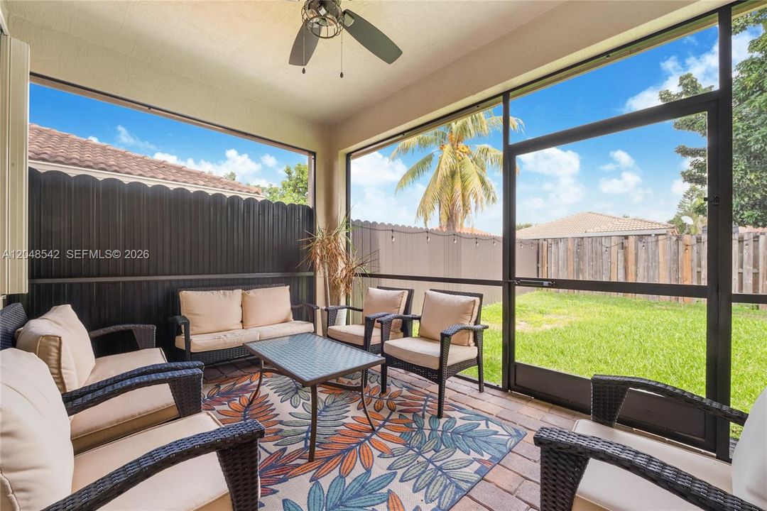 For Rent: $3,850 (4 beds, 2 baths, 2368 Square Feet)