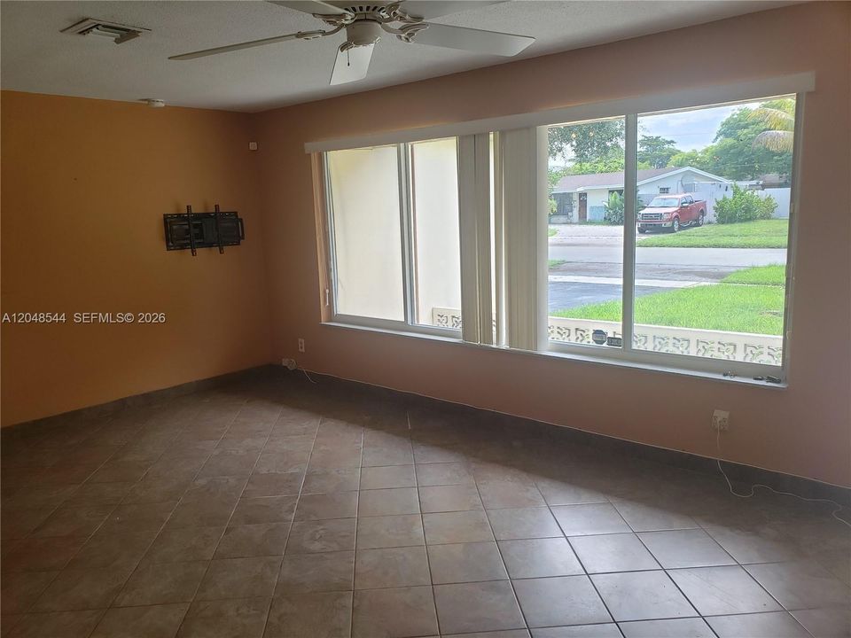 Homes for sale in Pembroke Pines with pool