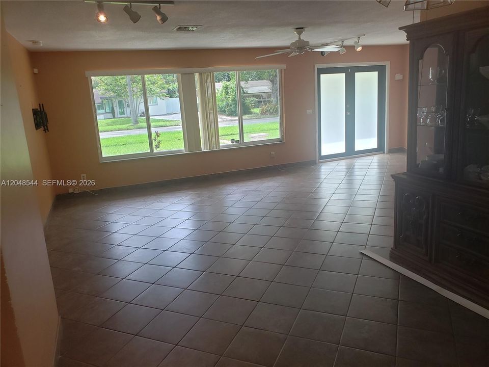 Homes for sale in Pembroke Pines with pool