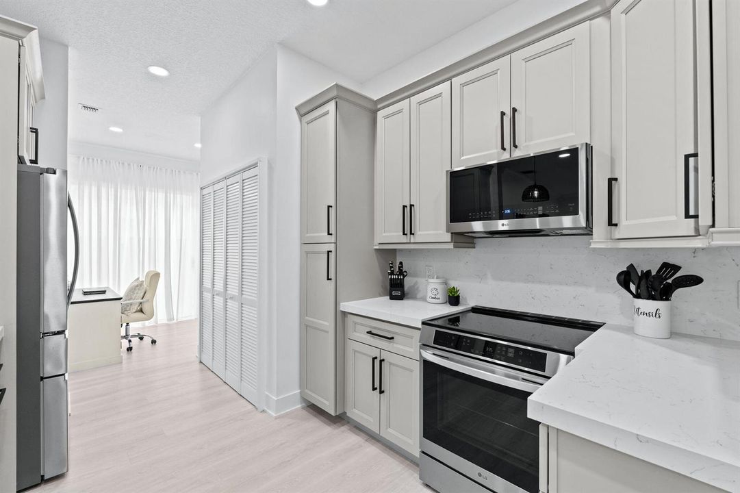22-web-or-mls-A7400142