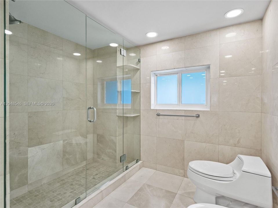 For Rent: $17,000 (4 beds, 4 baths, 2624 Square Feet)
