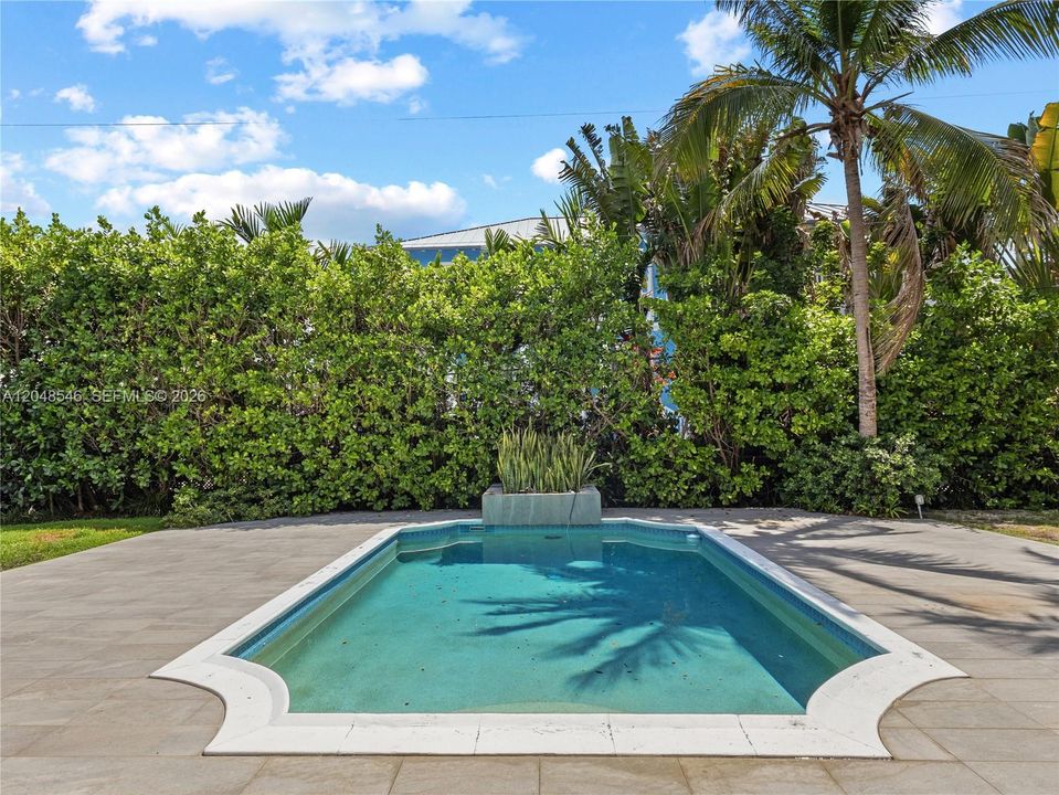 For Rent: $17,000 (4 beds, 4 baths, 2624 Square Feet)