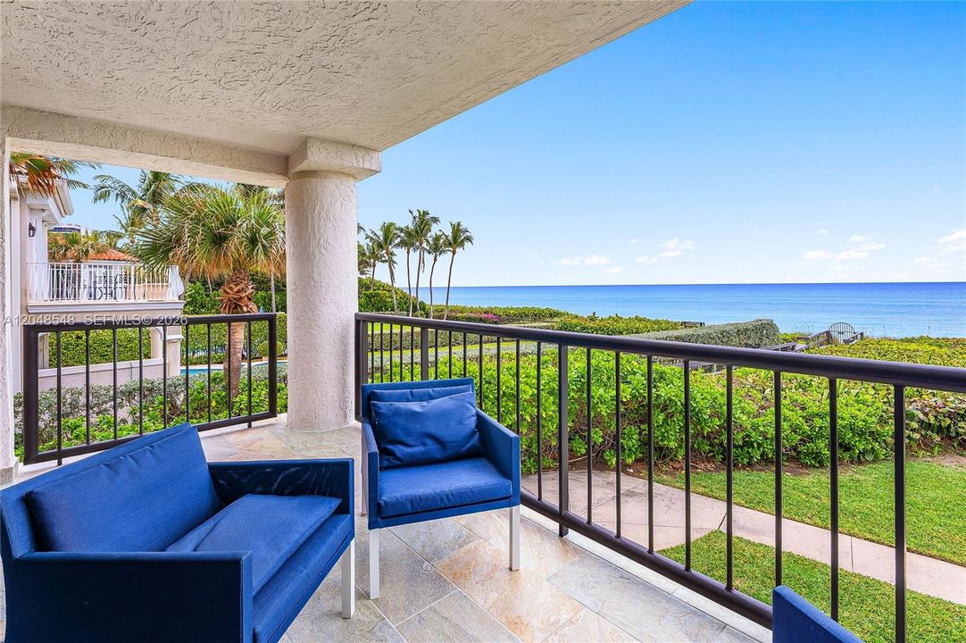 Unobstructed ocean views