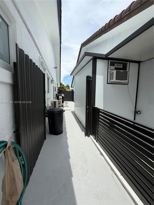 For Rent: $4,500 (3 beds, 2 baths, 1813 Square Feet)