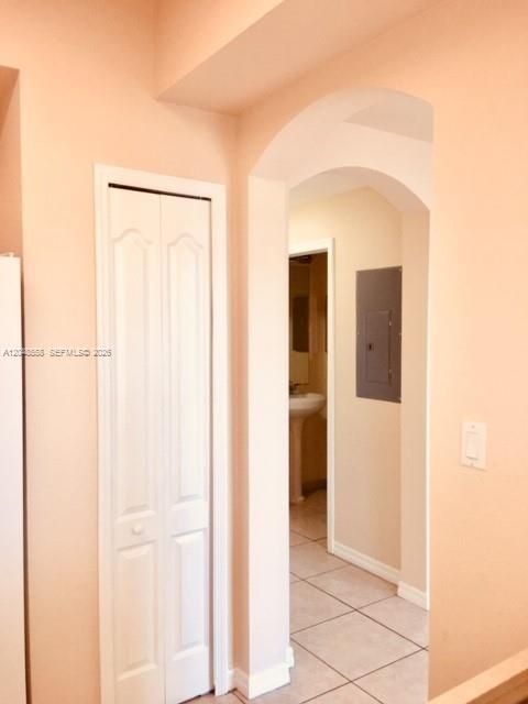 For Rent: $2,850 (3 beds, 2 baths, 1364 Square Feet)