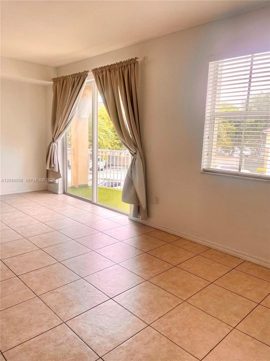 For Rent: $2,850 (3 beds, 2 baths, 1364 Square Feet)