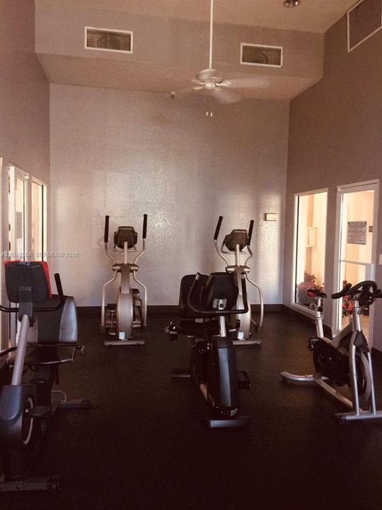 For Rent: $2,850 (3 beds, 2 baths, 1364 Square Feet)