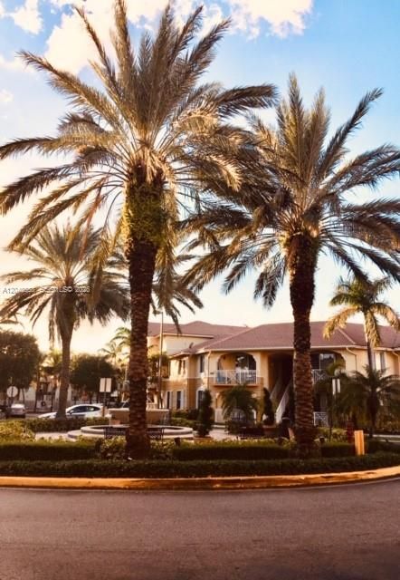 For Rent: $2,850 (3 beds, 2 baths, 1364 Square Feet)