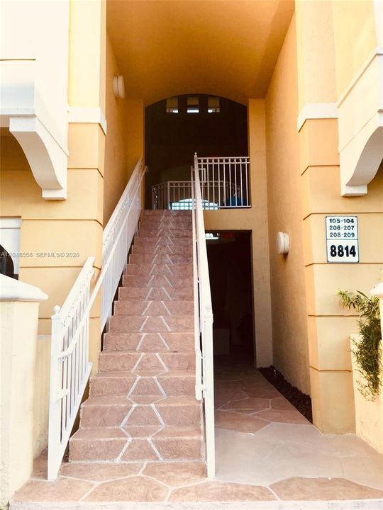 For Rent: $2,850 (3 beds, 2 baths, 1364 Square Feet)