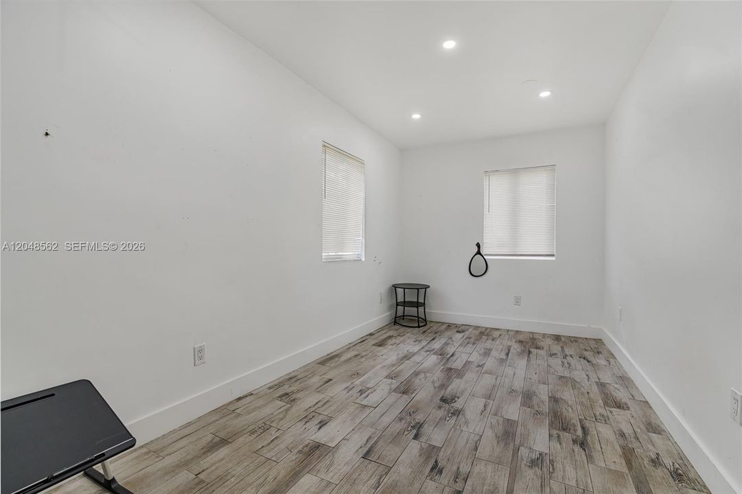 В аренду: $5,500 (4 спален, 3 ванн, 2190 Квадратных фут)