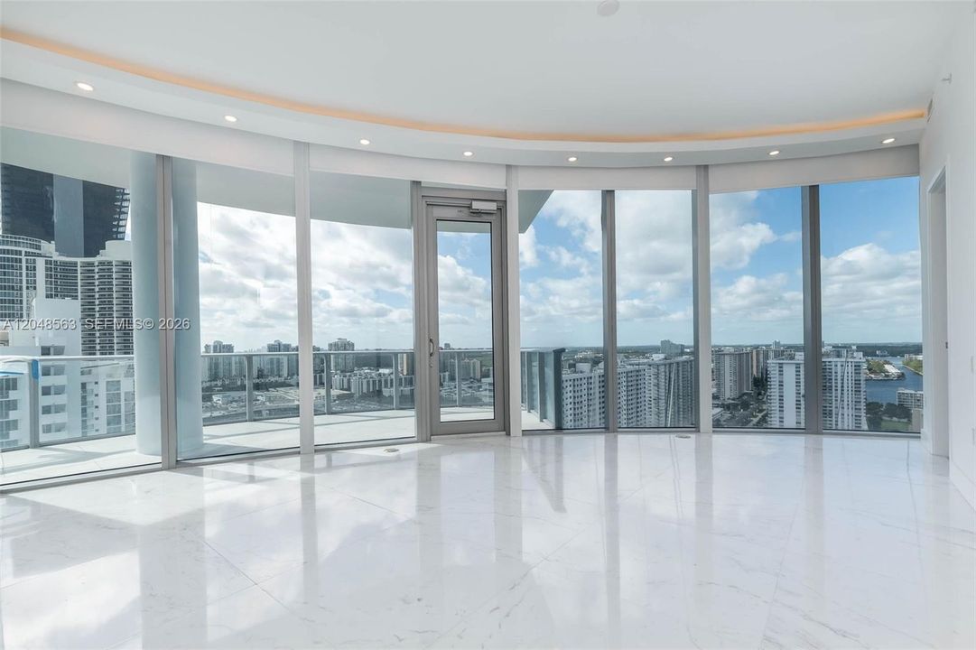 For Sale: $2,690,000 (2 beds, 3 baths, 2070 Square Feet)