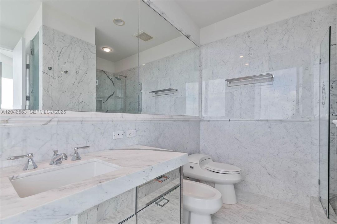 For Sale: $2,690,000 (2 beds, 3 baths, 2070 Square Feet)
