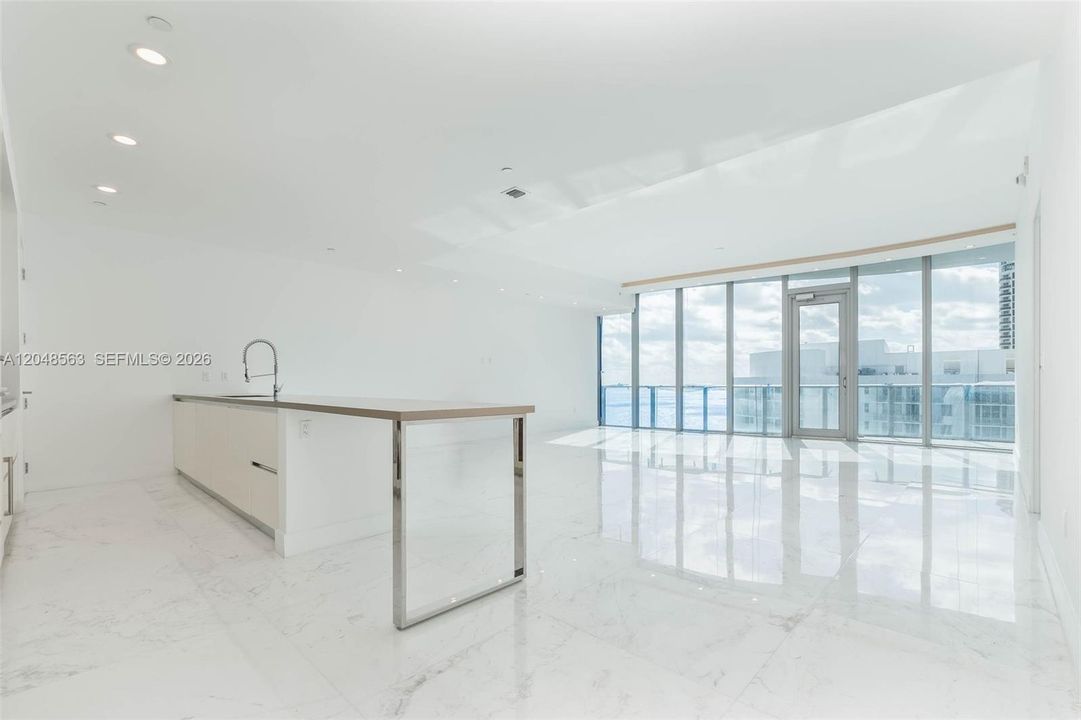 For Sale: $2,690,000 (2 beds, 3 baths, 2070 Square Feet)