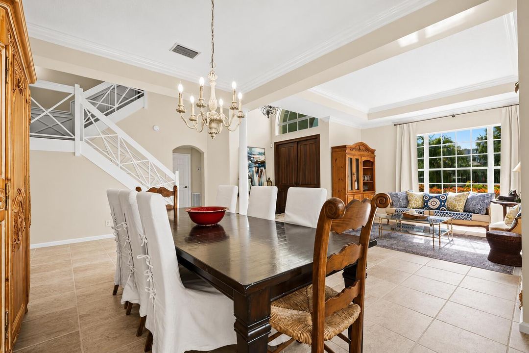 Formal Dining