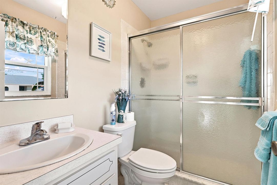 51_0o1a8351