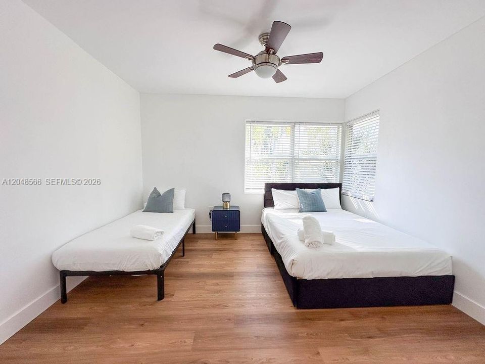 For Sale: $1,250,000 (4 beds, 3 baths, 2304 Square Feet)