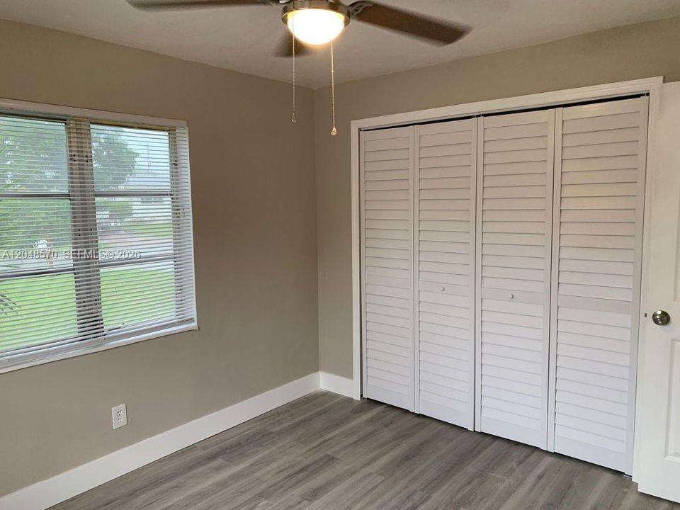 For Rent: $2,000 (2 beds, 1 baths, 805 Square Feet)