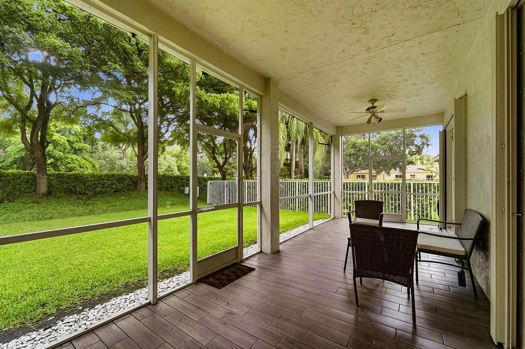 32_sun room