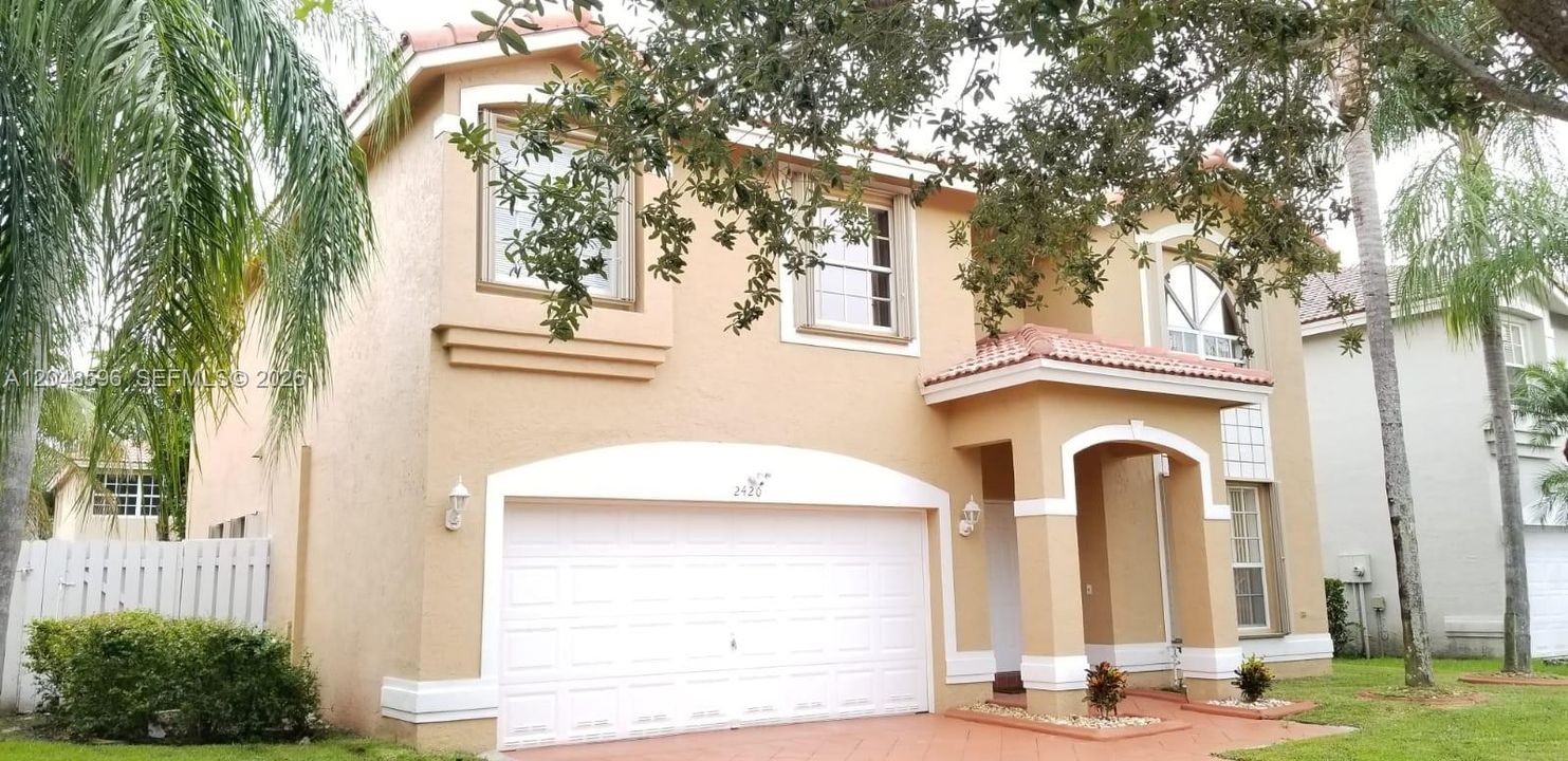 For Rent: $4,400 (4 beds, 2 baths, 2586 Square Feet)