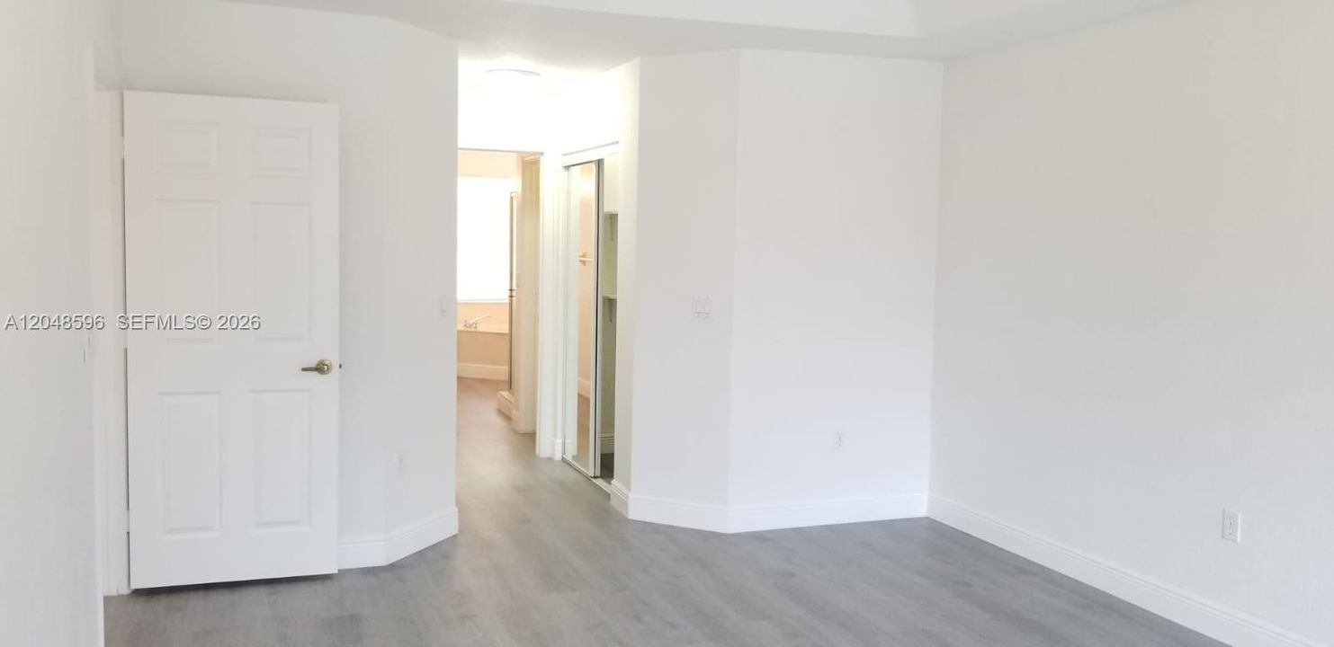 For Rent: $4,400 (4 beds, 2 baths, 2586 Square Feet)