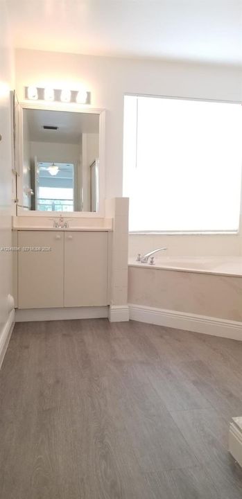 For Rent: $4,400 (4 beds, 2 baths, 2586 Square Feet)